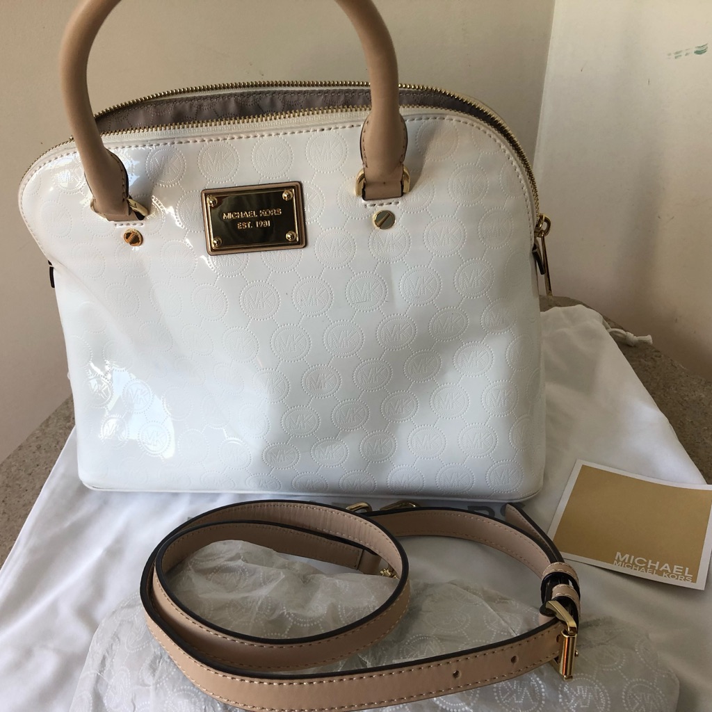 Michael Kors White Bag Medium Size In Excellent Condition
